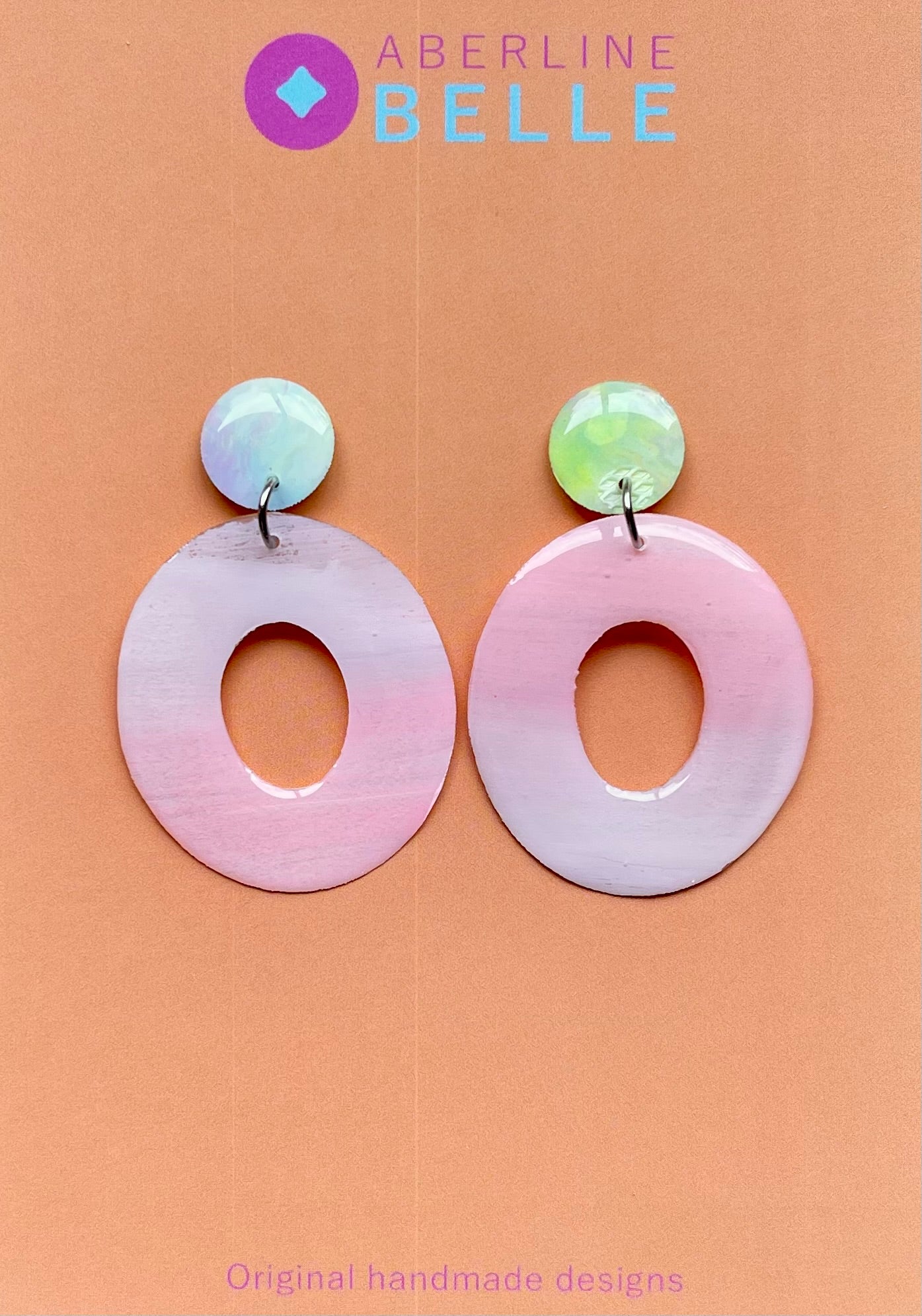 SECONDS, ODDS or ENDS // Belle // 122