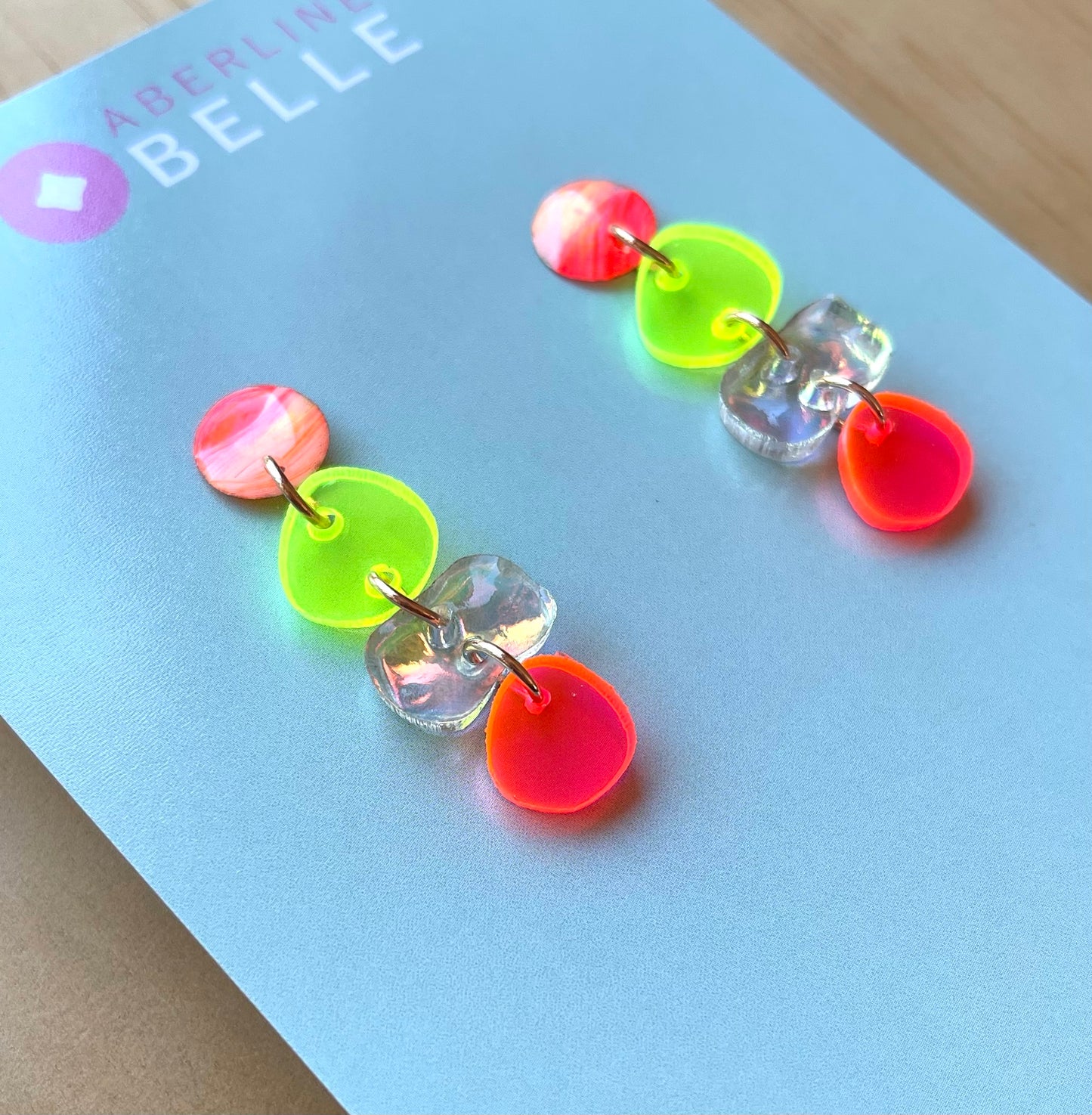 Zimmy Mod Stud Top // Acrylics & Originals // 021