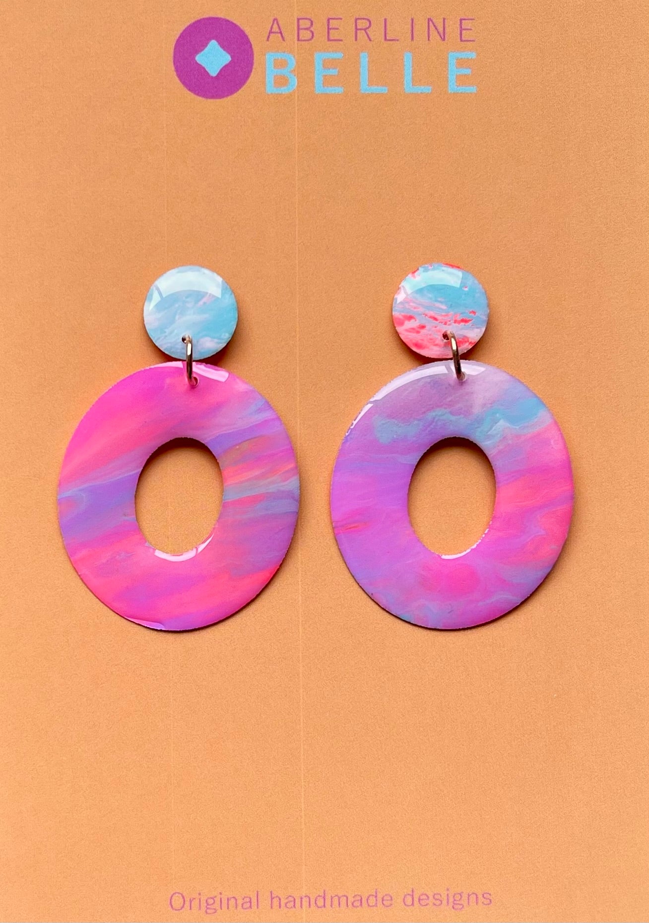 SECONDS, ODDS or ENDS // Belle // 124