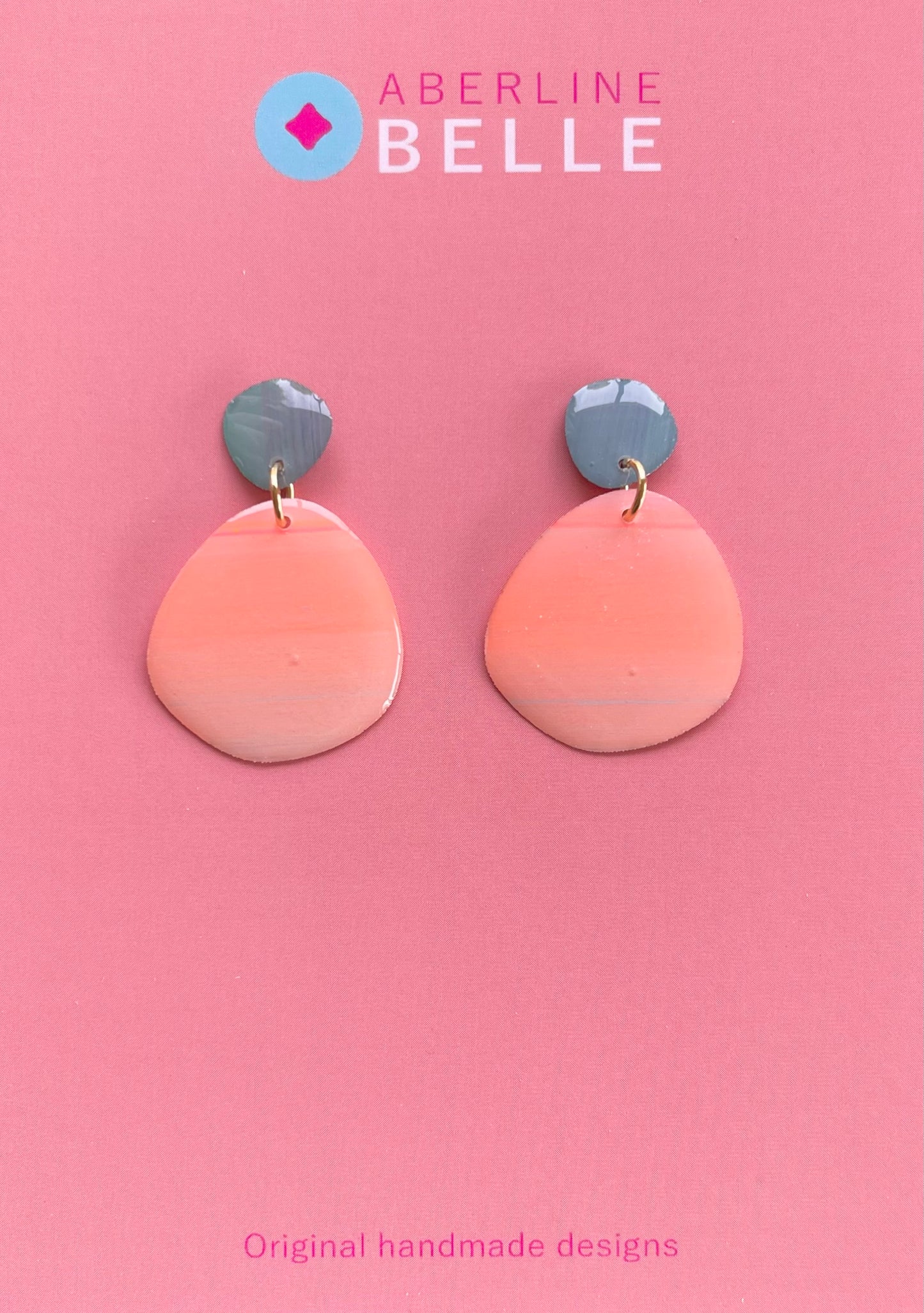 Bella // Belle // 001