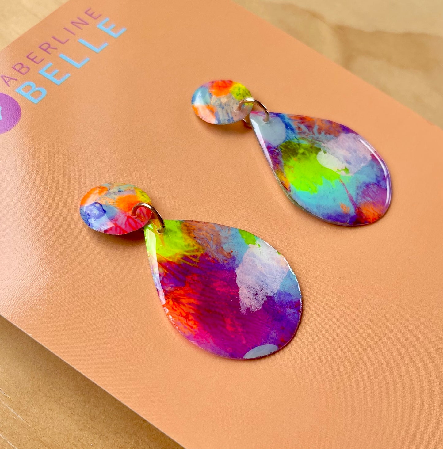 Drop Stud Medium // Belle // 024