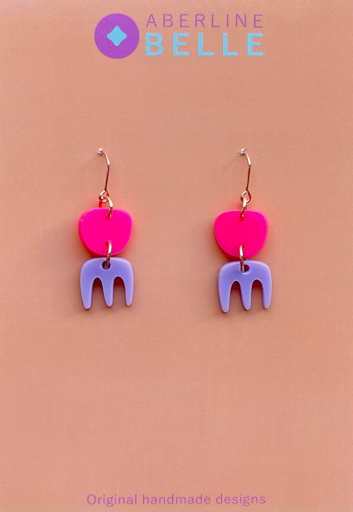 Zara Mix // Acrylics // 007