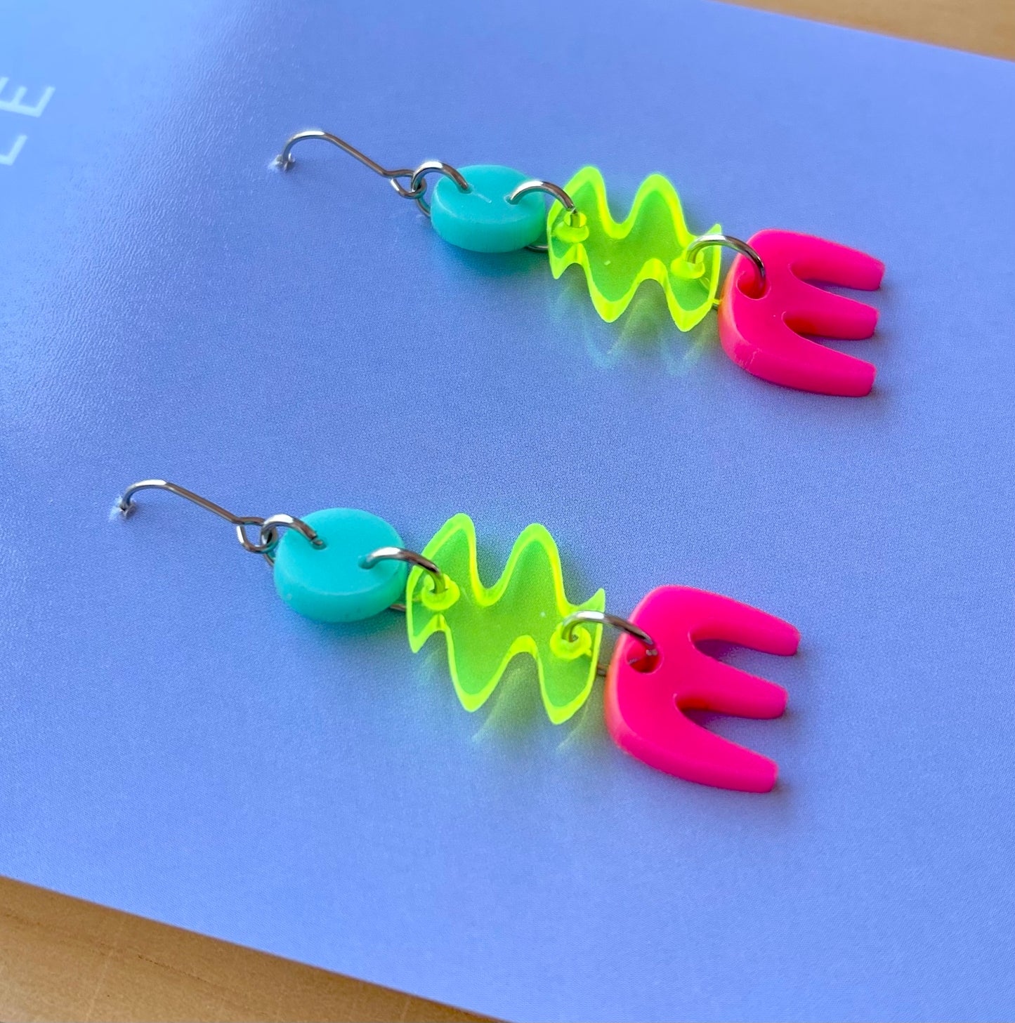 Zara Mix // Acrylics // 012