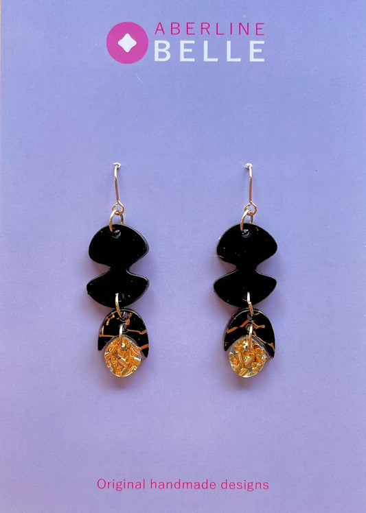 Zelda // Acrylics // 025