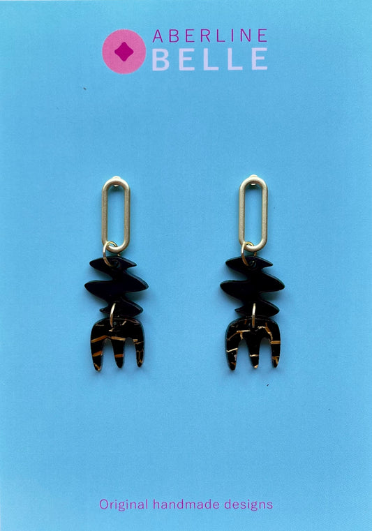 Zara Mix // Acrylics // 016