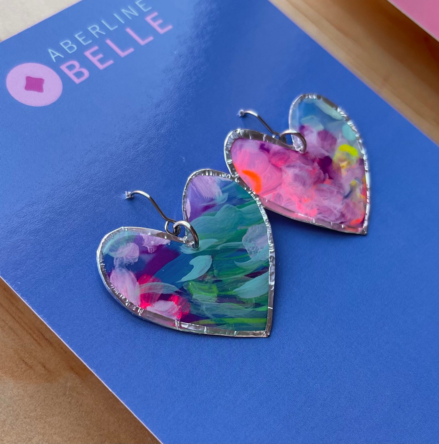 Feature Hearts // Silver // 025