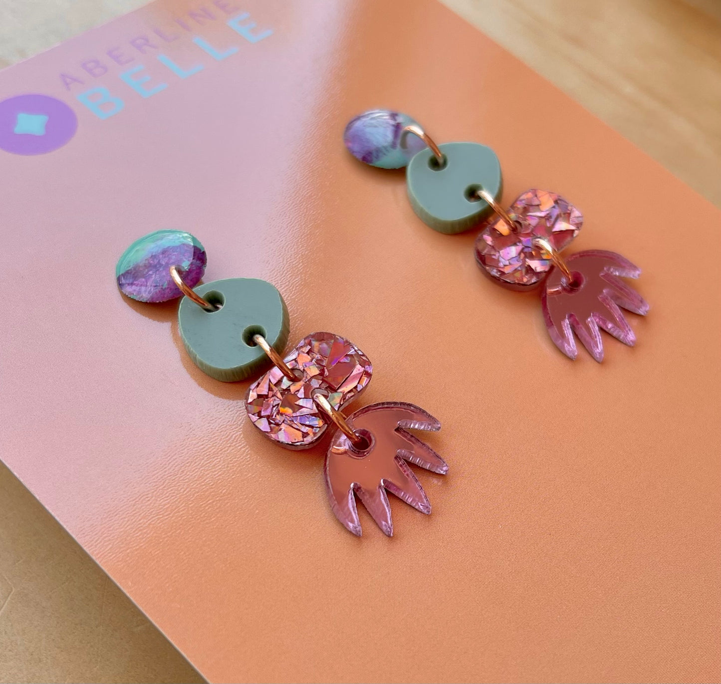 Zimmy Stud Top // Acrylics & Originals // 018