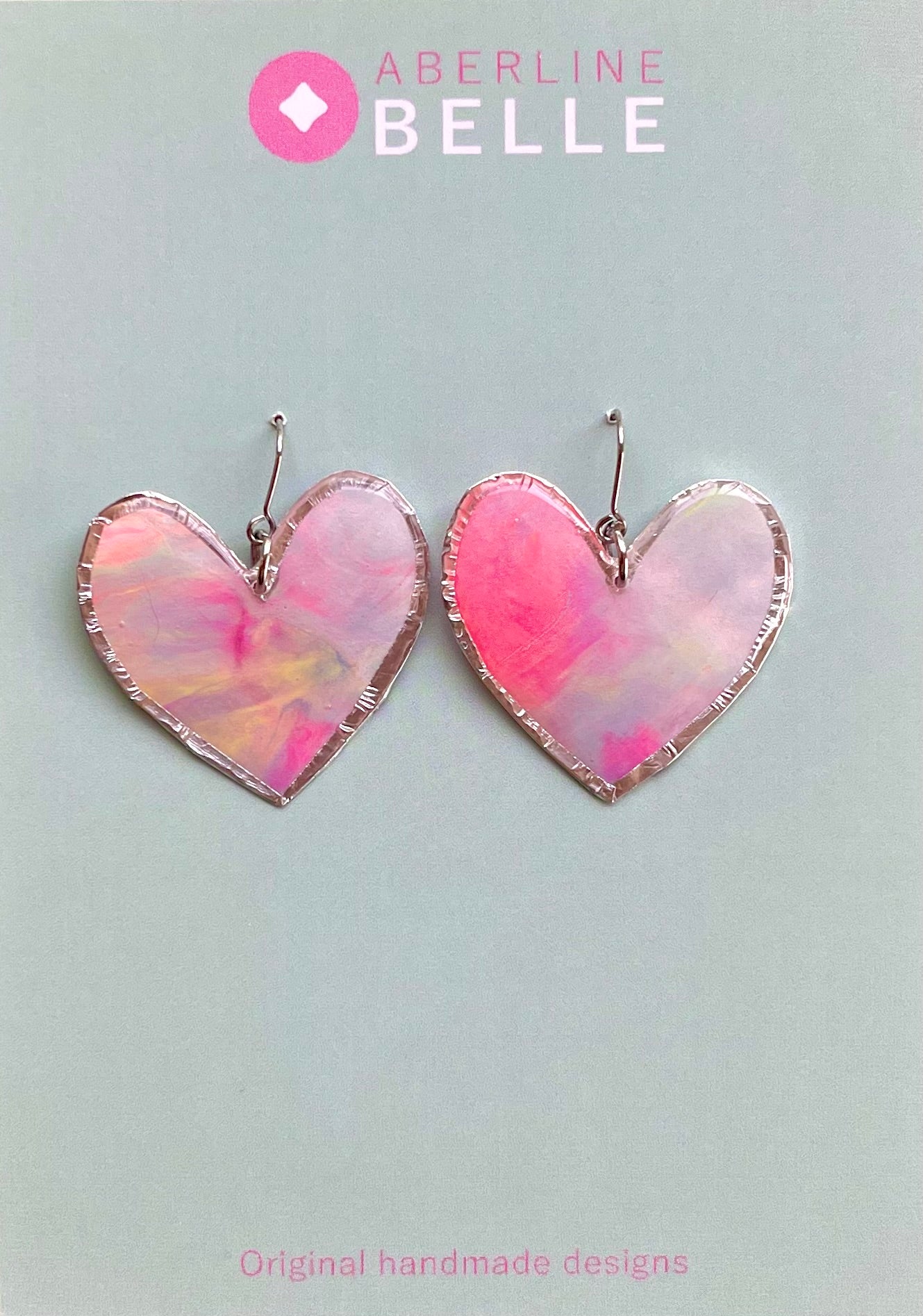 Feature Hearts // Silver // 060