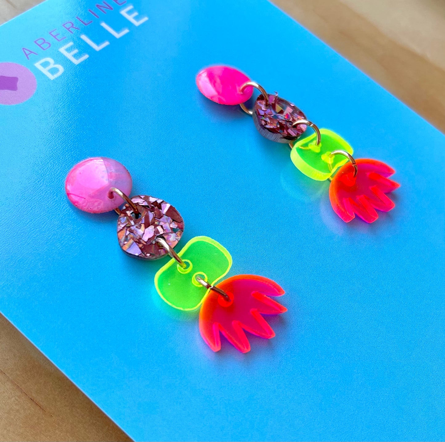 Zimmy Stud Top // Acrylics & Originals // 020