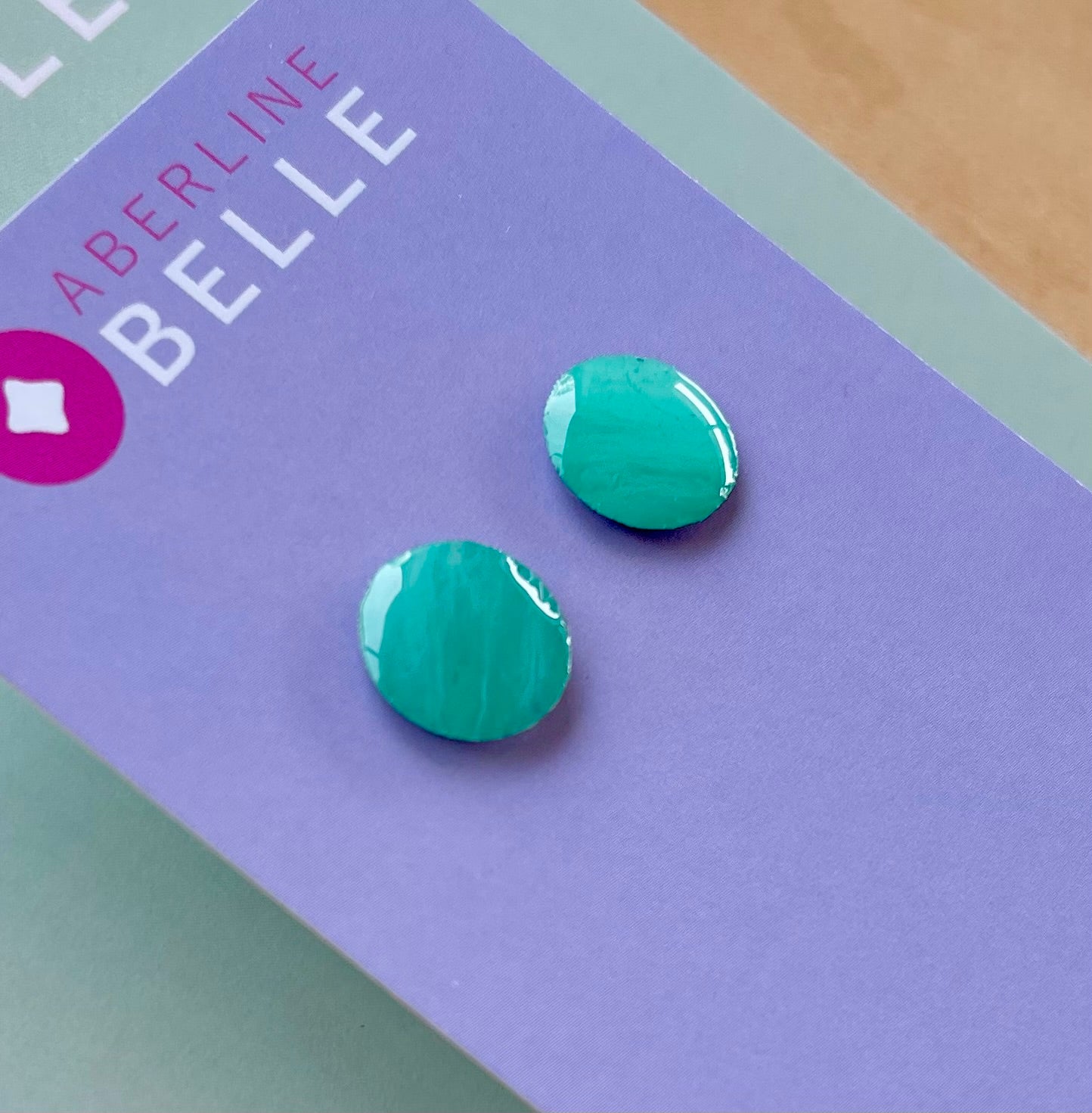 Round // Belle // 12mm // 021